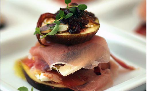 Figs with Prosciutto & Goat's Cheese