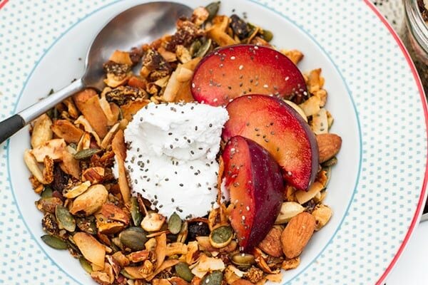 Paleo granola recipe