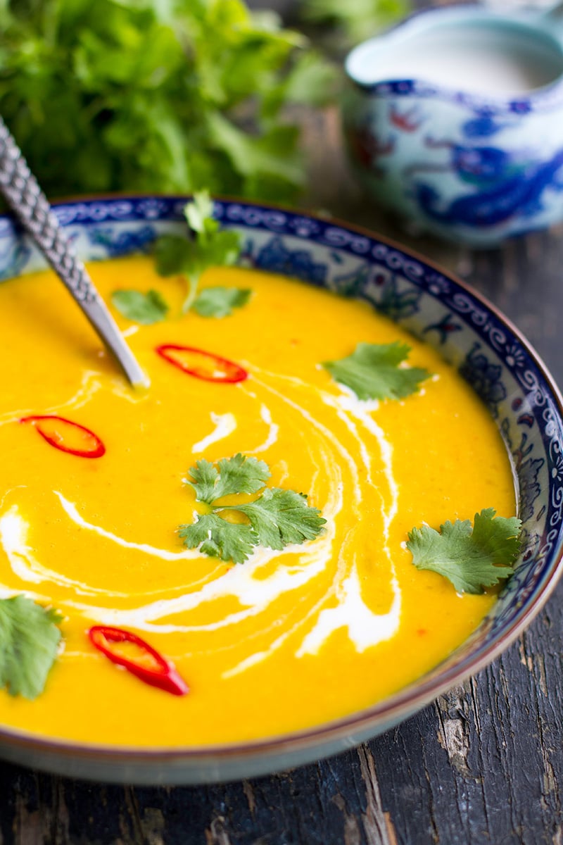 Thai pumpkin soup with coconut (paleo, gluten-free, dairy-free, whole30)