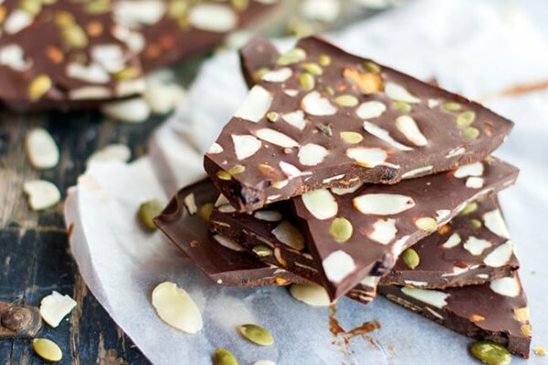 Raw cacao chocolate bark