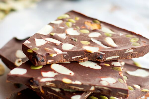 Raw cacao butter chocolate bark (paleo, dairy-free, sugar-free)