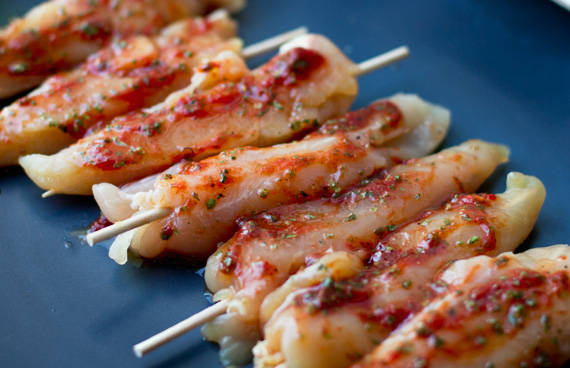 Marjoram chicken skewers marinated before cooking