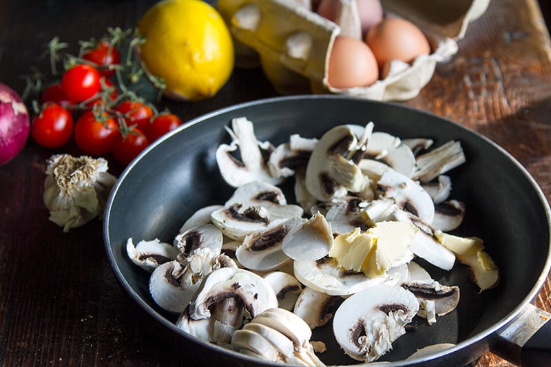 Mushroom & Spinach Fry Up With Cherry Tomatoes