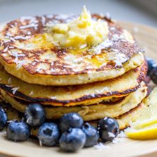 Paleo Pancakes With Banana, Coconut & Almond Meal