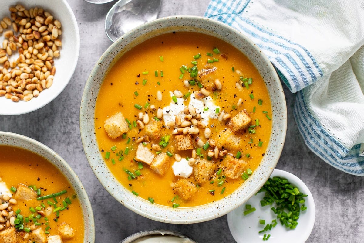 sweet potato soup with garlic and toasted pine nuts