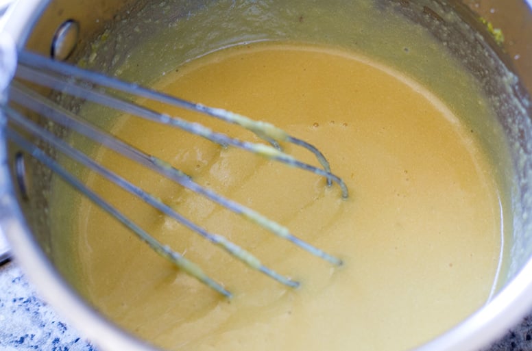 dairy-free-cheese-sauce-recipe-making