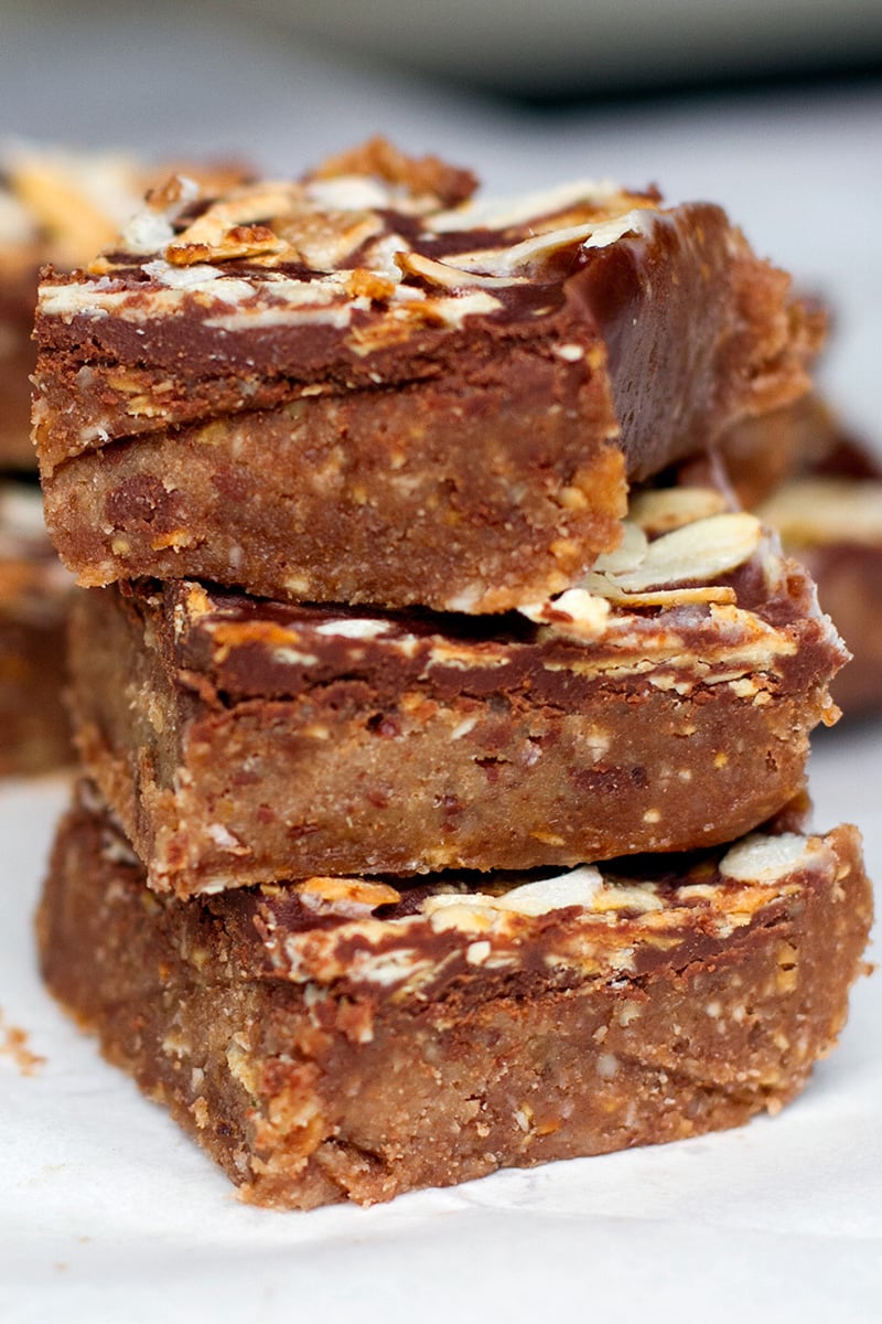 Paleo Fudge Recipe With Chocolate, Caramel & Almonds