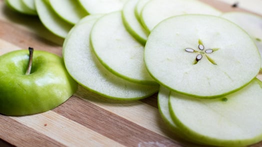 green-apples-sliced
