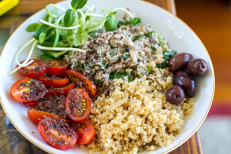 Quinoa salad with sardines