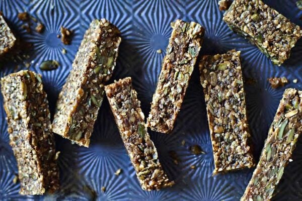 Nut-Free Granola Bars With Sunflower Seeds, Pumpkin seeds, Chia seeds and sesame seeds