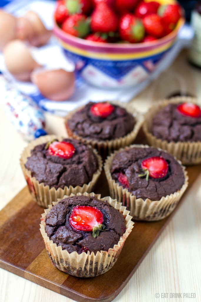 paleo chocolate strawberry muffins