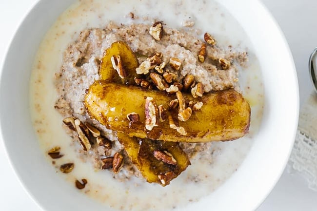 Paleo porridge with caramelised bananas