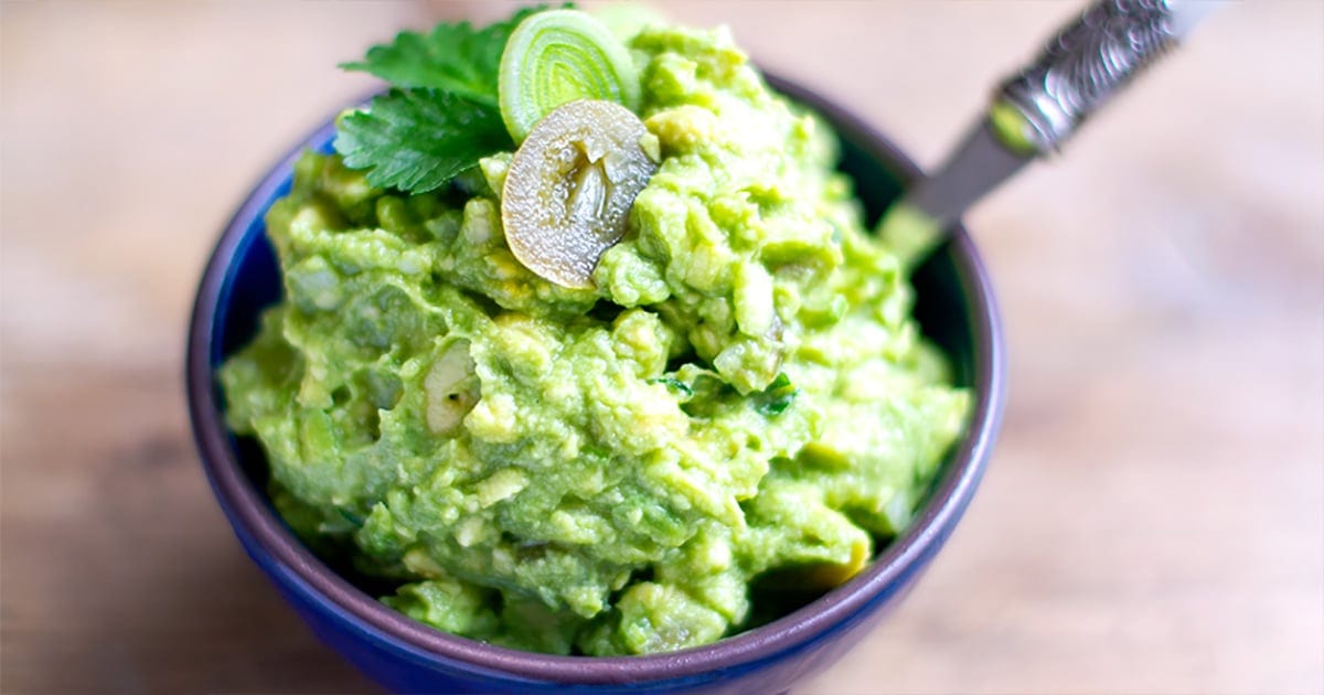 Jalapeño Guacamole With A Twist (Vegan, Paleo, Whole30)