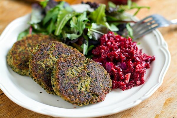 Healthy Tuna Patties With Kale & Beetroot Relish