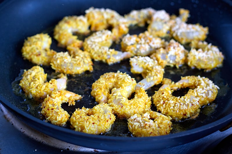 making-golden-coconut-shrimp