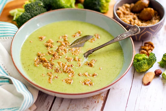 paleo-broccoli-soup-featyre