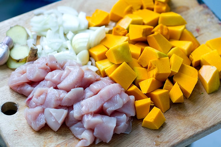 Diced kabocha squash, chicken, onions and ginger