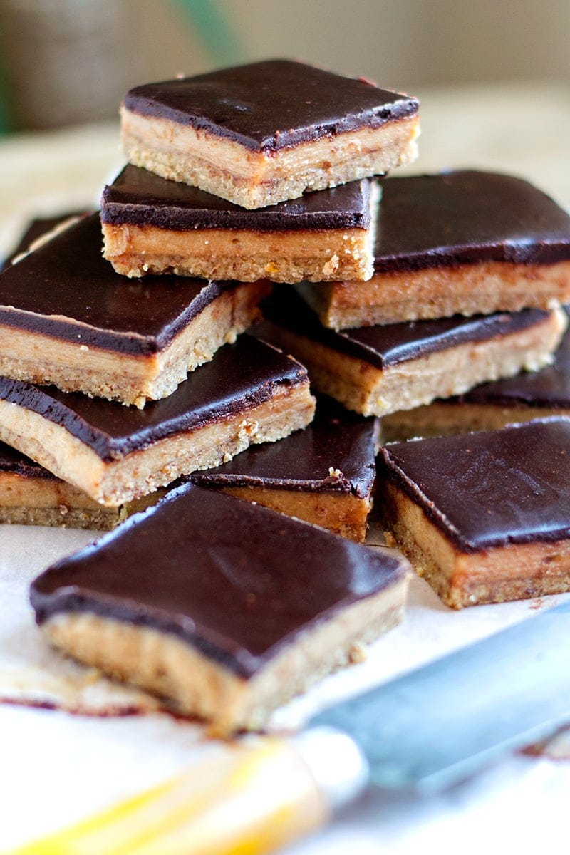 No Bake Paleo Chocolate Caramel Slice