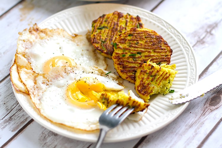 Paleo cauliflower hash browns