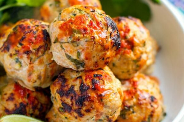 Healthy Turkey Meatballs With Hidden Zucchini & Spicy Sauce