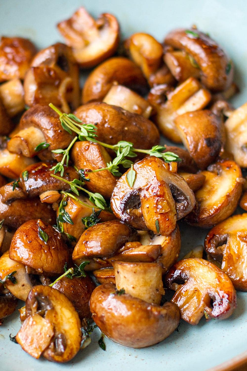 Garlic Mushrooms With Lemon & Thyme