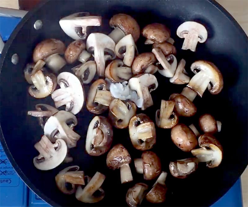 Turn mushrooms only once they have browned