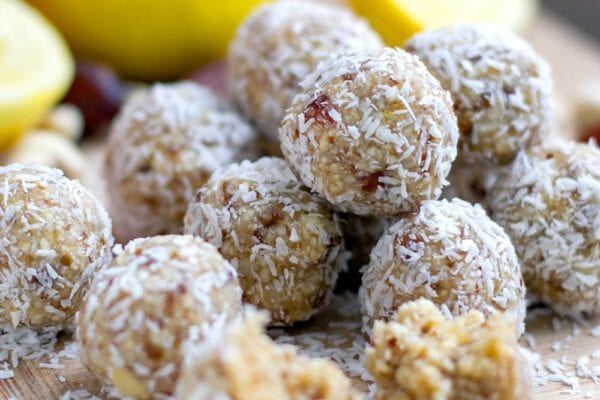 Lemon bliss balls