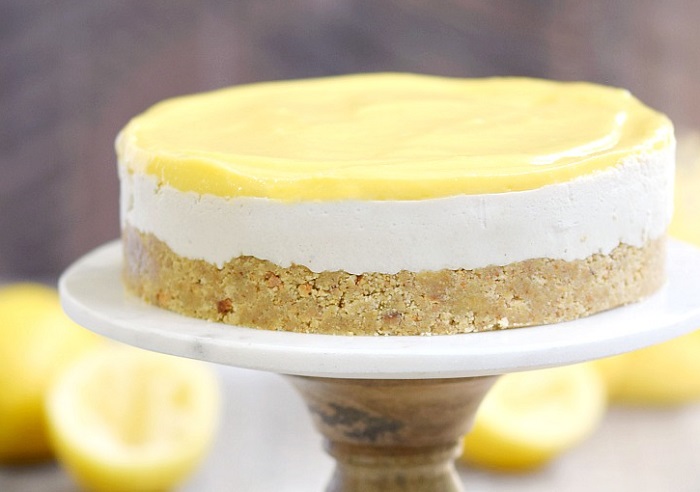 Paleo lemon cheesecake