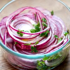 Quick-Pickled Red Onions In Red Wine Vinegar