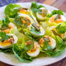 Egg Lettuce Cups With Spicy Mayo