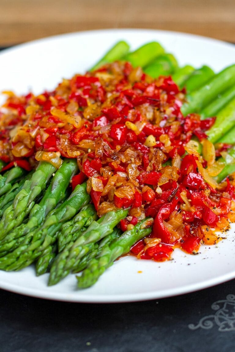 Spanish Asparagus With Red Bell Peppers, Onions & Garlic