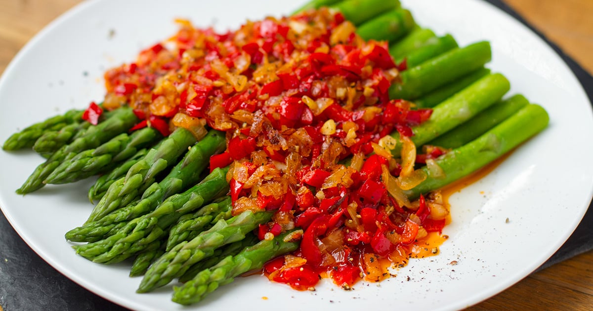 Spanish Asparagus With Red Bell Peppers, Onions & Garlic