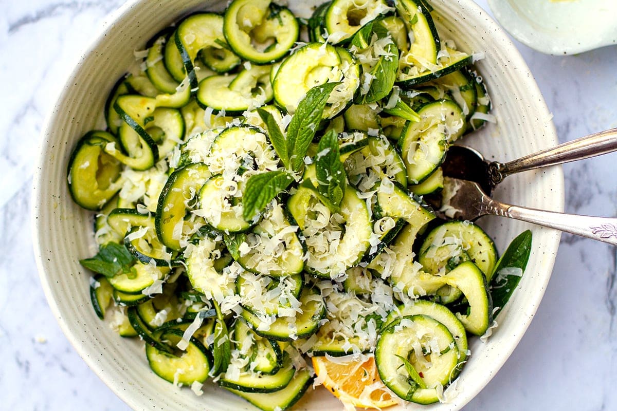 Zucchini salad with Parmesan