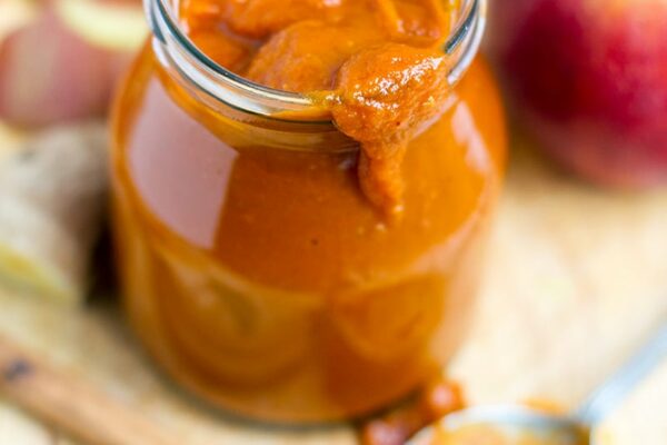 Paleo barbecue sauce with apple and cinnamon