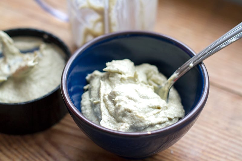 Creamy cashew nut and artichoke sauce