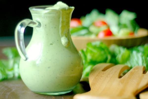 Sugar-free paleo ranch salad dressing