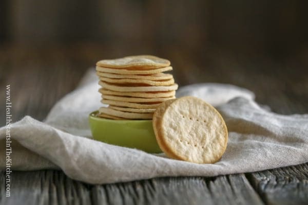 Paleo saltine crackers