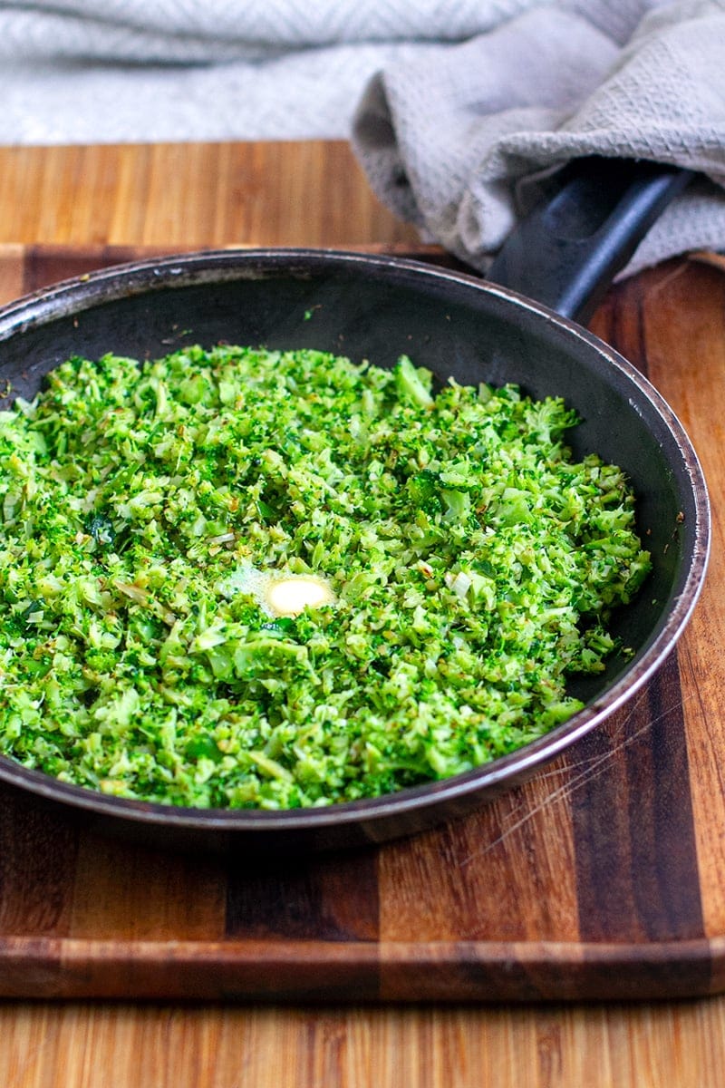 Easy Broccoli Rice (Keto, Paleo, Whole30, Gluten-Free)