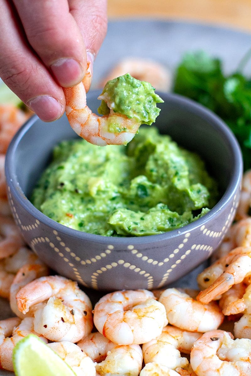 Shrimp with avocado sauce