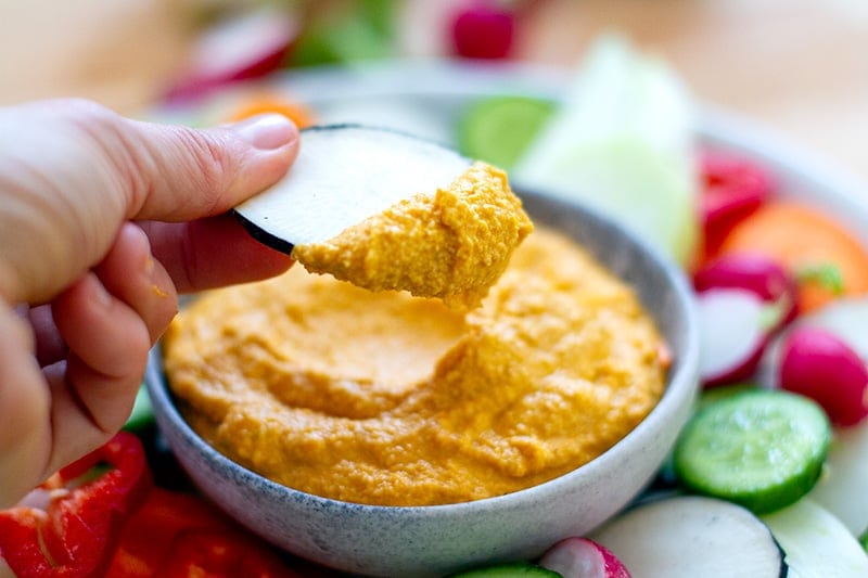 Things to dip in hummus 