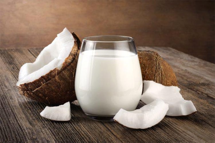 Coconut milk calories nutrition