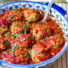 Baked Chicken Meatballs In Tomato Sauce