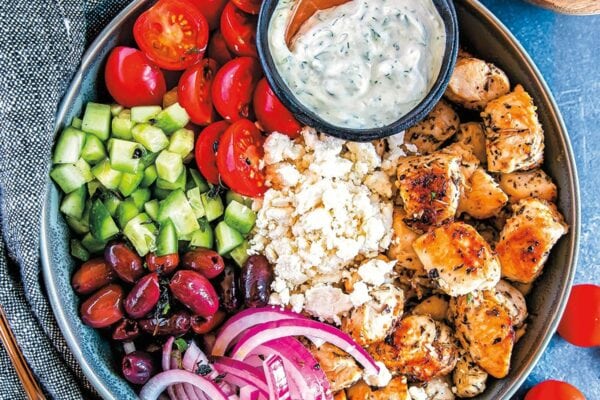 Low-Carb Chicken Greek Bowl With Tzatziki