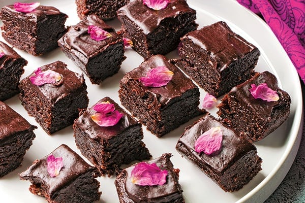 Keto fudge brownies (vegan, egg-free, no-bake, hazelnut)