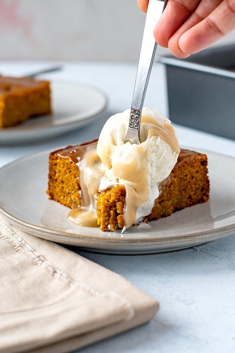 Healthy sticky date pudding with caramel sauce (gluten-free, paleo, dairy-free)