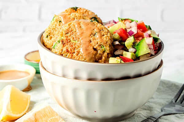 Baked falafels with quinoa and tomato cucumber salad