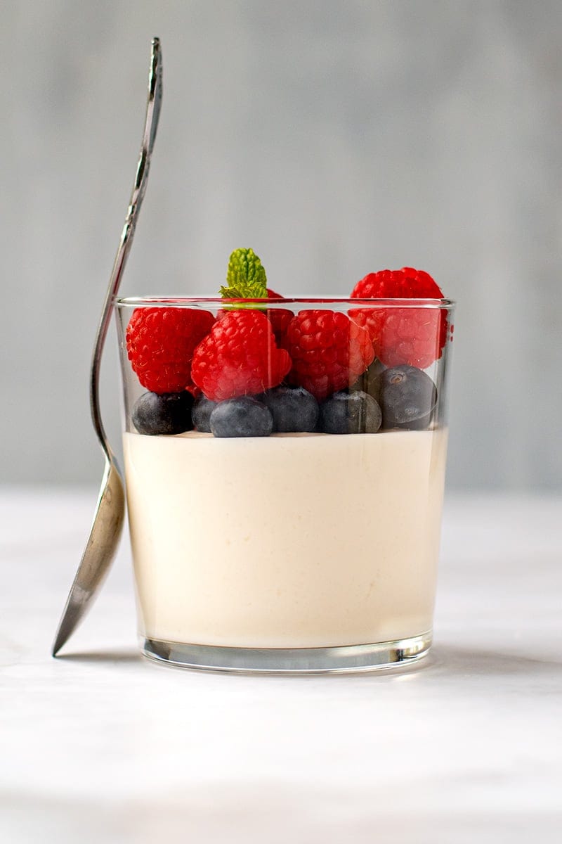 Vanilla Panna Cotta With Coconut Yogurt