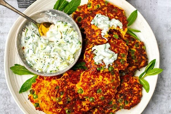 Paneer fritters with cucumber raita