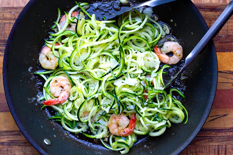 How to make shrimp zucchini pasta step 3