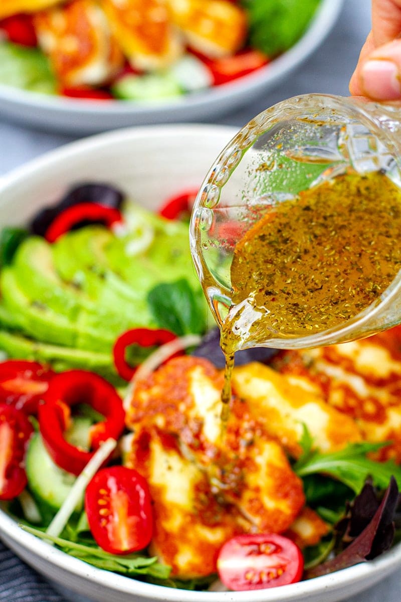 Mediterranean Salad Dressing For Halloumi Salad